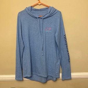 Vineyard vines long sleeve shirt with whale logo on back